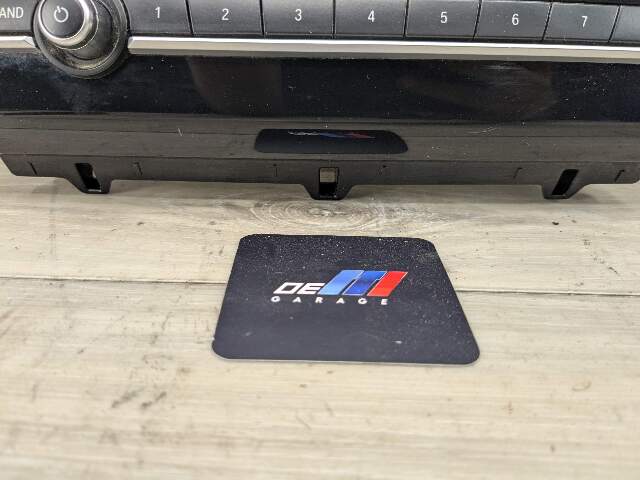 *OEM BMW F15 F16 F85 X5 X6 AC Climate Heater Control Panel Radio Media Switch