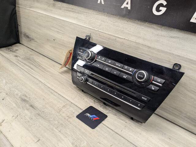 *OEM BMW F15 F16 F85 X5 X6 AC Climate Heater Control Panel Radio Media Switch