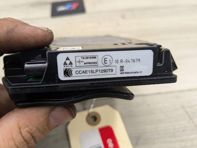 OEM BMW F15 F16 F25 F85 X3 X5 Center Console Storage Phone Car Wireless Charger