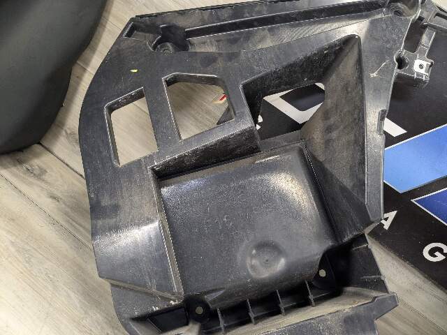 OEM BMW F16 X6 Rear Right Passenger Side Bumper Support Bracket Mount Guide