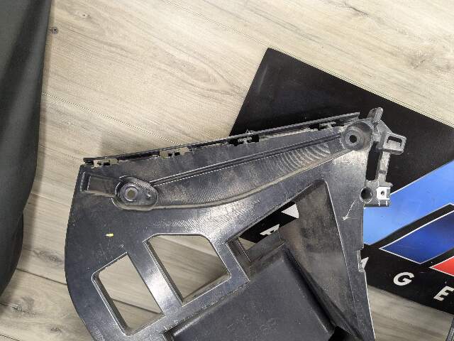 OEM BMW F16 X6 Rear Right Passenger Side Bumper Support Bracket Mount Guide