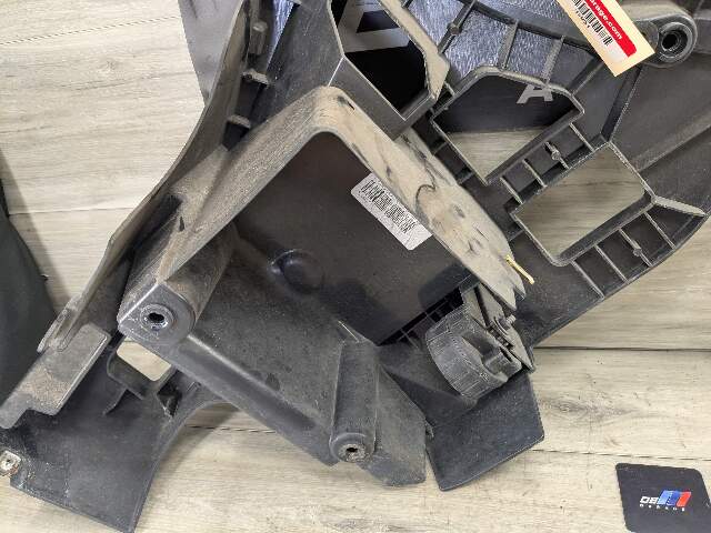 OEM BMW F16 X6 Rear Right Passenger Side Bumper Support Bracket Mount Guide