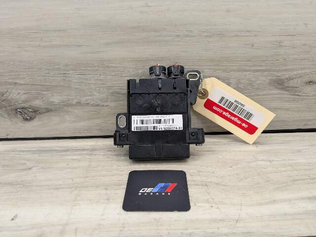 14-19 OEM BMW F15 F85 X5 F16 F86 X6 Front Power Distributor B+ Junction Box