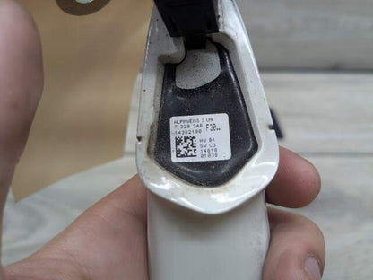 OEM BMW F23 F30 F82 F87 M3 M4 COMFORT ACCESS Passenger Right Door Handle White