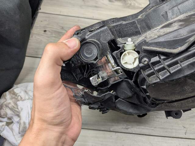 NOTE* 18-21 OEM BMW F22 F23 F87 M2 Front Left Driver Side Adaptive LED Headlight