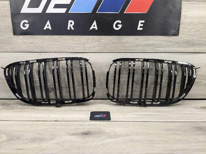 15-20 AFT* BMW F87 M2 Front Left Right Upper Bumper Kidney Grilles PAIR Gloss
