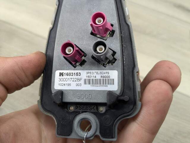 *OEM BMW E70 E71 F15 F16 F25 F26 X5 X6 Roof Shark Fin Radio Antenna Module Cover