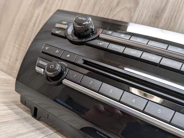 *OEM BMW F15 F16 F85 X5 X6 AC Climate Heater Control Panel Radio Media Switch