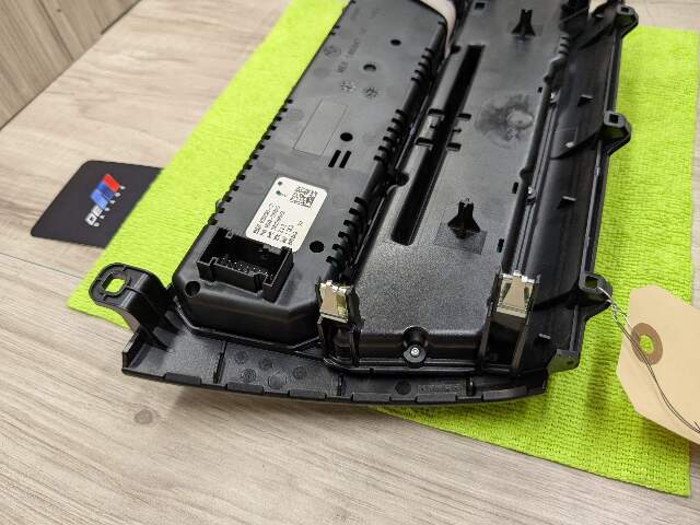 *OEM BMW F15 F16 F85 X5 X6 AC Climate Heater Control Panel Radio Media Switch