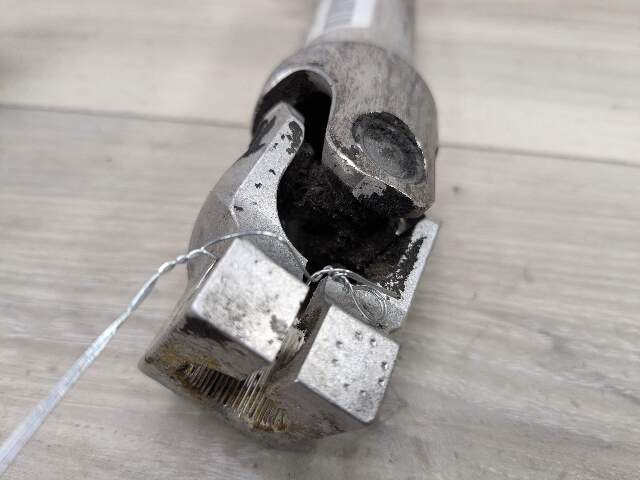 OEM BMW E70 E71 F15 F16 F85 F86 X5 X6 Lower Steering Column Shaft Joint RWD