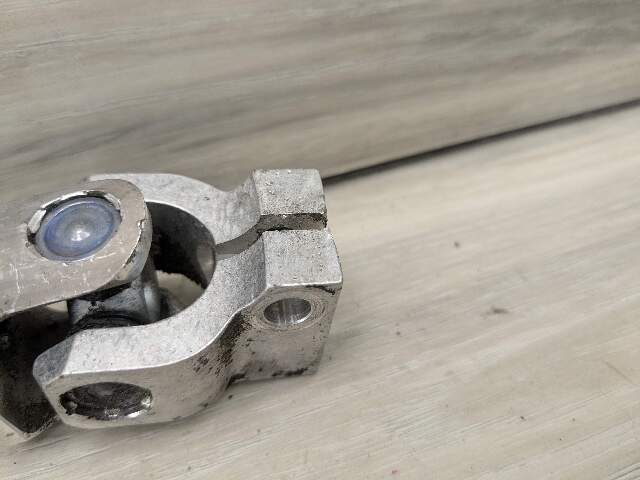 OEM BMW E70 E71 F15 F16 F85 F86 X5 X6 Lower Steering Column Shaft Joint RWD