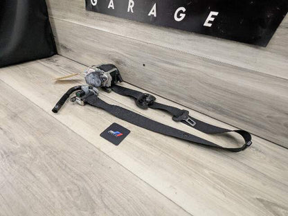 OEM BMW F15 F16 F85 F86 X5 X6 Front Right Passenger Seat Belt Retractor Black