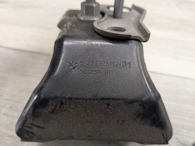 14-19 OEM BMW F15 F85 X5 F16 F86 X6 Hood Hardware Safety Latch Hook SET