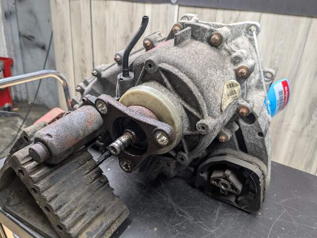 10-13 OEM BMW E70 E71 X5M X6M AWD Transmission Transfer Case Gearbox ATC 700