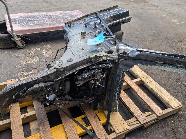 22-24 OEM BMW G26 430 M440 Right Passenger Side A Pillar Apron Body Frame Cut
