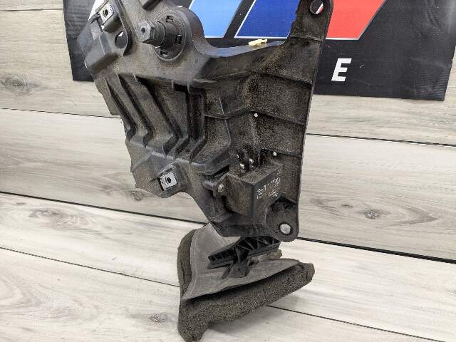 14-19 OEM BMW F15 F85 X5 F16 X6 Front Left Driver Fender Mount Support Bracket