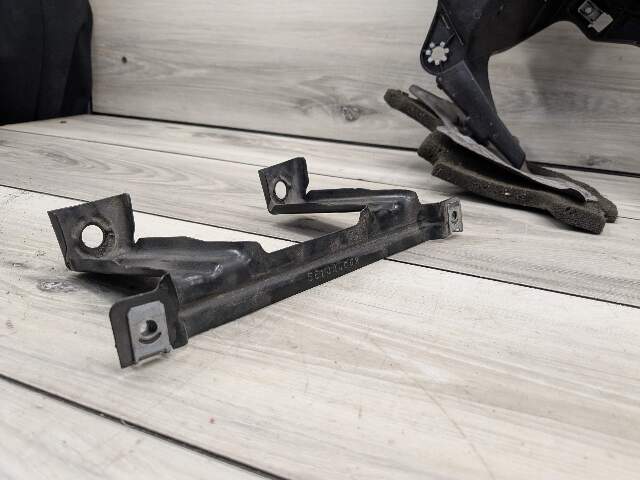 14-19 OEM BMW F15 F85 X5 F16 X6 Front Left Driver Fender Mount Support Bracket