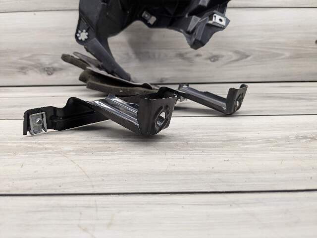 14-19 OEM BMW F15 F85 X5 F16 X6 Front Left Driver Fender Mount Support Bracket