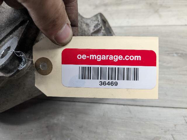 OEM BMW G01 G02 X3 X4 FRONT Left Driver Side Knuckle Spindle Wheel Hub Bearing