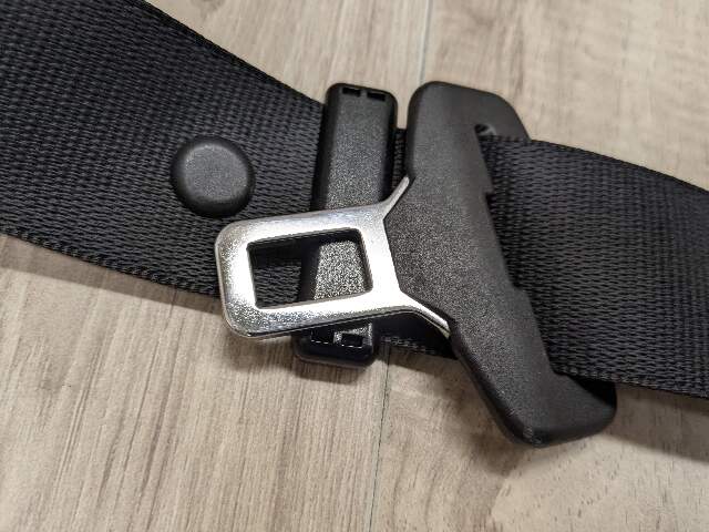 OEM BMW F15 F16 F85 F86 X5 X6 Front Right Passenger Seat Belt Retractor Black
