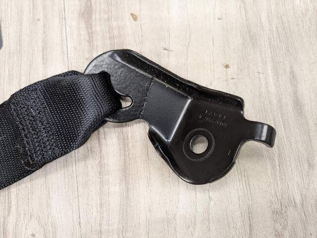 15-19 OEM BMW F16 F86 X6 X6M Rear Left Driver Side Seatbelt Seat Belt Retractor