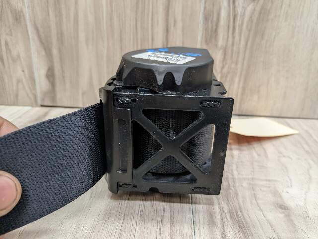 15-19 OEM BMW F16 F86 X6 X6M Rear Right Passenger Seatbelt Seat Belt Retractor