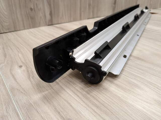 15-19 OEM BMW F16 F86 X6 REAR LEFT Driver Side Door Window Roller Sunshade Blind