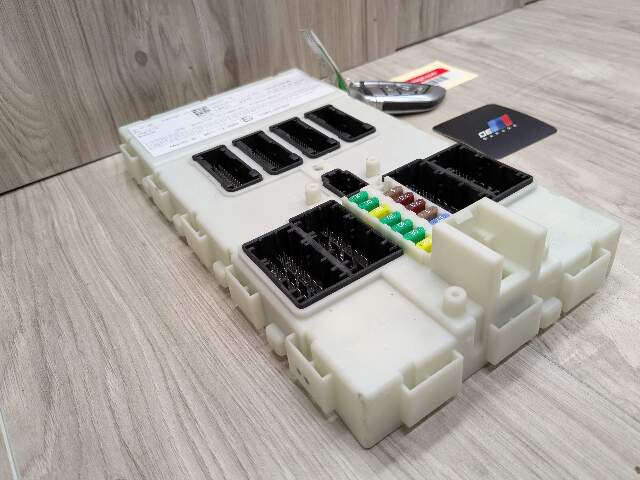 OEM BMW i3 i8 I01 I12 F15 F16 F85 F86 X5 X6 Domain Body Control Module FEM + Key