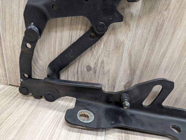 12-20 OEM BMW M2 F22 F30 F33 F32 F87 Hood Front Right Left Side Hood Hinge PAIR
