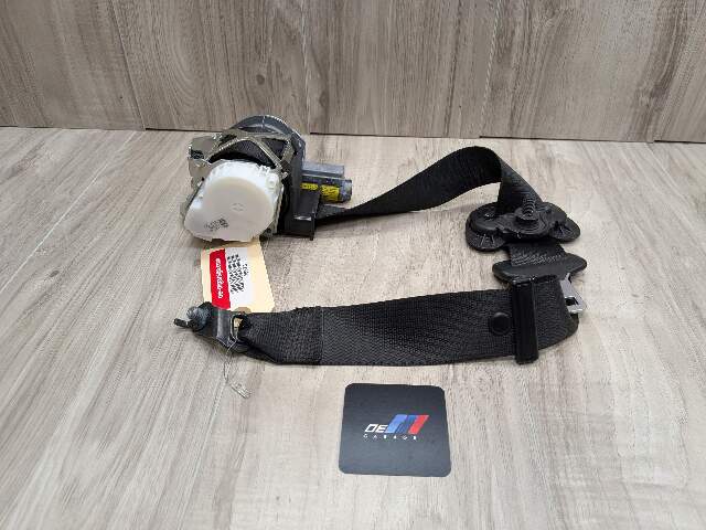 12-20 OEM BMW F30 F80 F36 M3 Front Left Driver Side Seatbelt Retractor Black