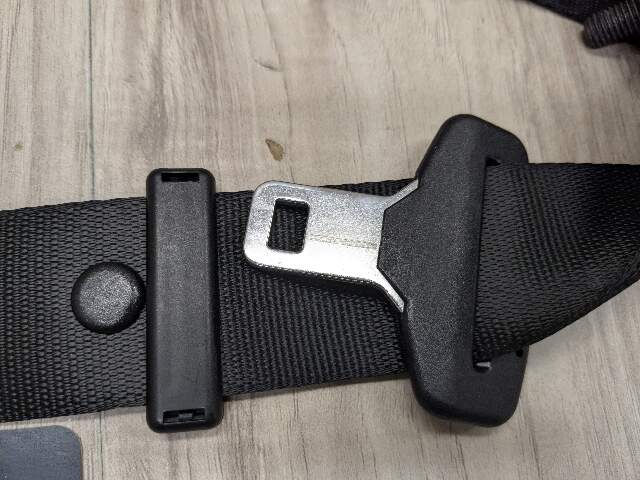 12-18 OEM BMW F30 F34 F36 F80 M3 Front Right Passenger Side Seatbelt Retractor