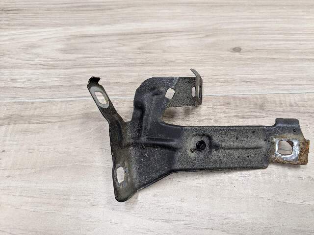 12-20 OEM BMW F30 F32 F36 Front Right Passenger Fender Wing Holder Bracket SET