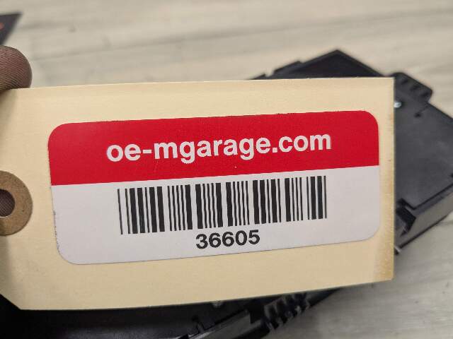 OEM BMW F90 G12 G30 530 540 M550 M5 Front Left Driver Seat Adjust Control Switch