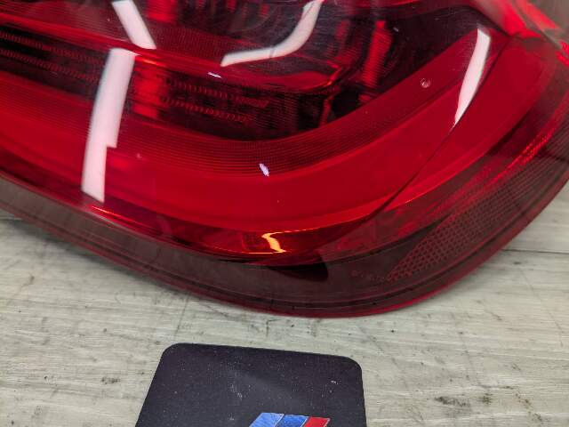 16-19 OEM BMW G12 740 750 M760 B7 Rear Right Passenger Side Outer Tail Light LED
