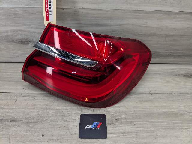 16-19 OEM BMW G12 740 750 M760 B7 Rear Right Passenger Side Outer Tail Light LED