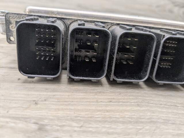 OEM BMW G11 G12 G30 M550 750 DME ECU N63R Engine Control Module Computer 880