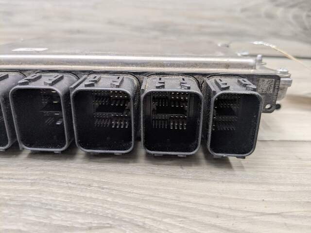 OEM BMW G11 G12 G30 M550 750 DME ECU N63R Engine Control Module Computer 880