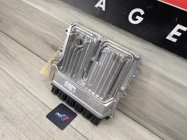 OEM BMW G11 G12 G30 M550 750 DME ECU N63R Engine Control Module Computer 880
