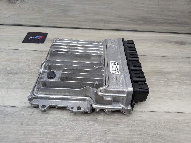 OEM BMW G11 G12 G30 M550 750 DME ECU N63R Engine Control Module Computer 880