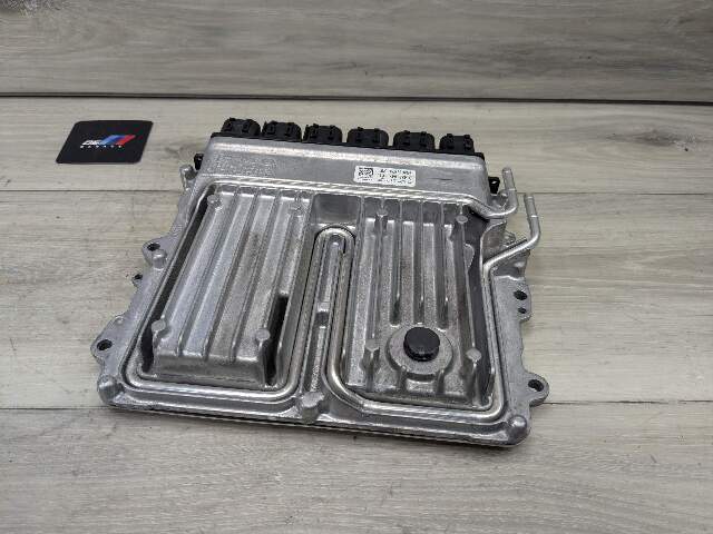 OEM BMW G11 G12 G30 M550 750 DME ECU N63R Engine Control Module Computer 880