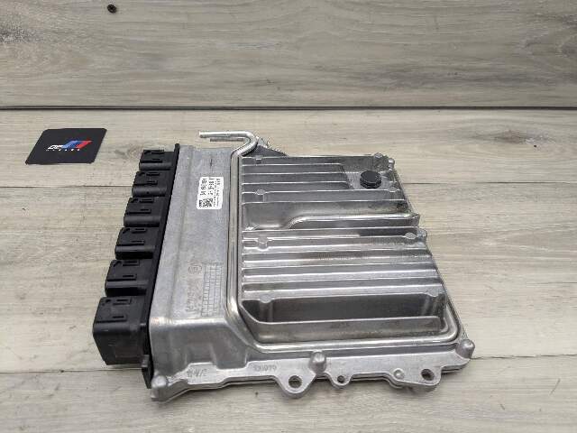 OEM BMW G11 G12 G30 M550 750 DME ECU N63R Engine Control Module Computer 880