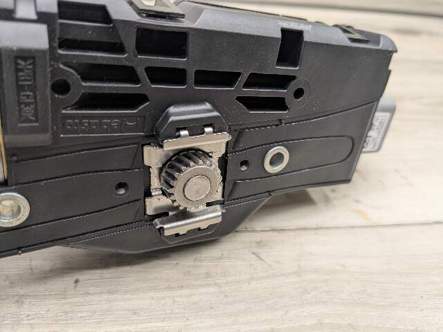 16-22 OEM BMW G12 740 750 760 Panoramic Sunroof Sun Moon Roof Window Glass Motor