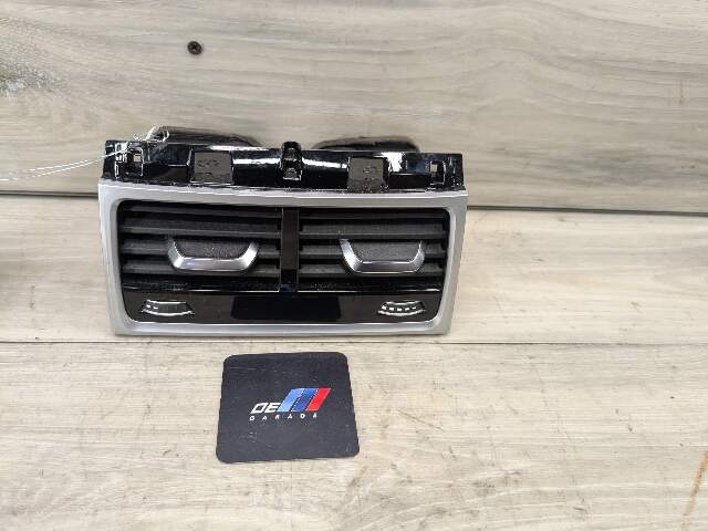 16-19 OEM BMW G11 G12 750 Rear Center Console AC Air Vent Grille Grill