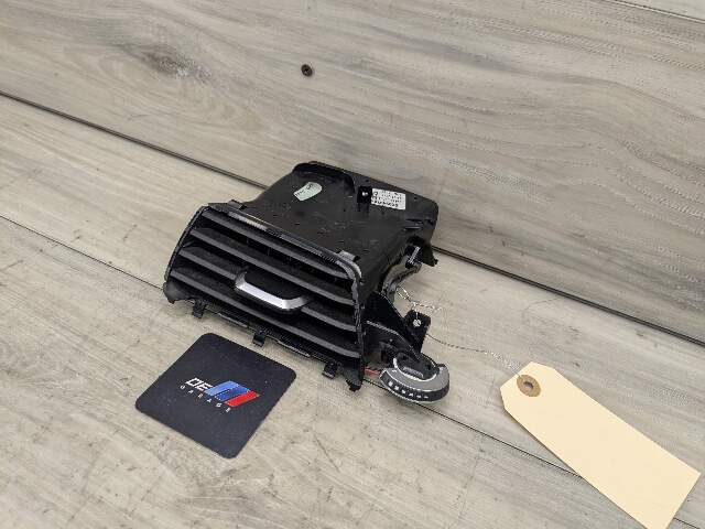 16-19 OEM BMW G11 G12 740 750 Left Driver Dash AC AIr Vent Grille Grill