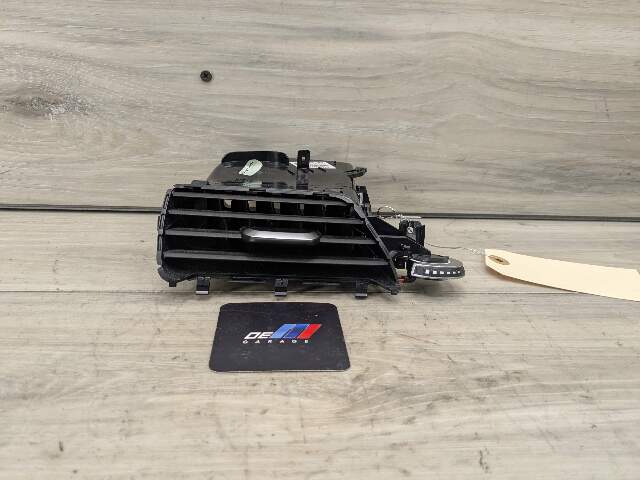 16-19 OEM BMW G11 G12 740 750 Left Driver Dash AC AIr Vent Grille Grill