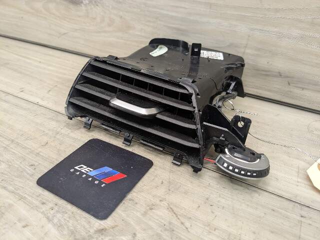 16-19 OEM BMW G11 G12 740 750 Left Driver Dash AC AIr Vent Grille Grill