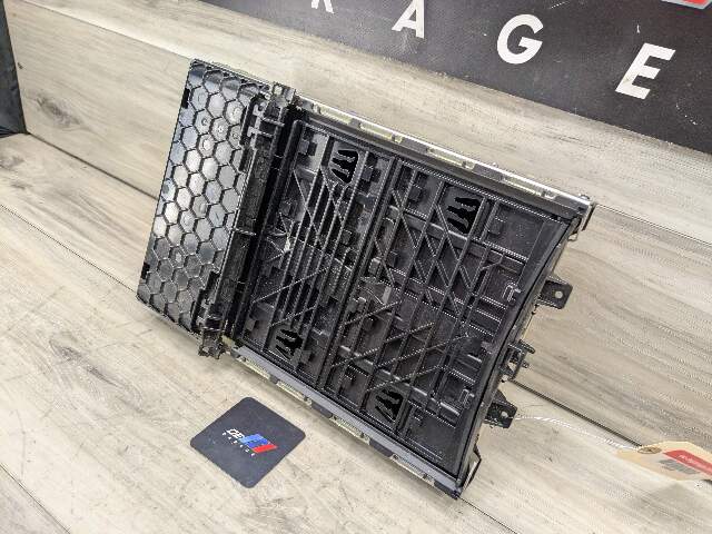 16-22 OEM BMW G11 G12 740 750 Center Console Cup Holder Storage Compartment