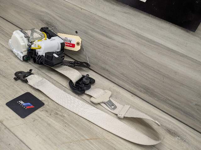 16-22 OEM BMW G11 G12 740 750 Front Right Passenger Seat Belt Retractor Beige