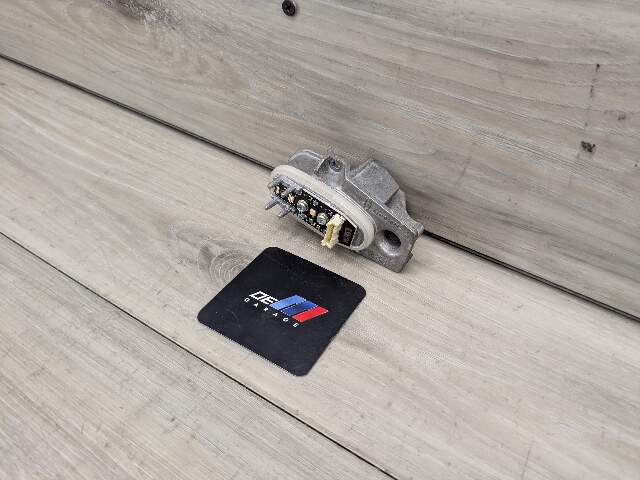 16-19 OEM BMW G11 G12 740 750 LED Turn Signal Bulb Control Module Computer