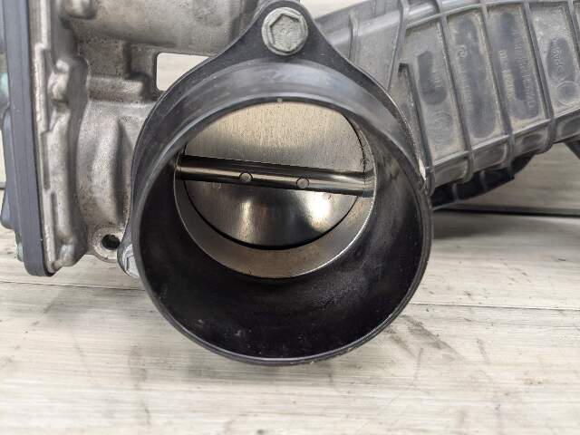 16-21 BMW G30 G12 F90 M5 Left Driver Side Engine N63R S63M Intake Manifold 5-8